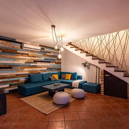 Semesterbostad Hidden Gem With Pool *