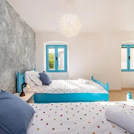 Hidden Gem With Pool Feriehus *