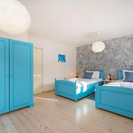 Hidden Gem With Pool Feriehus *